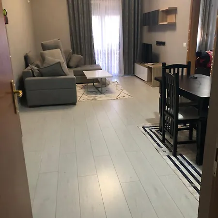Apartment 티라나